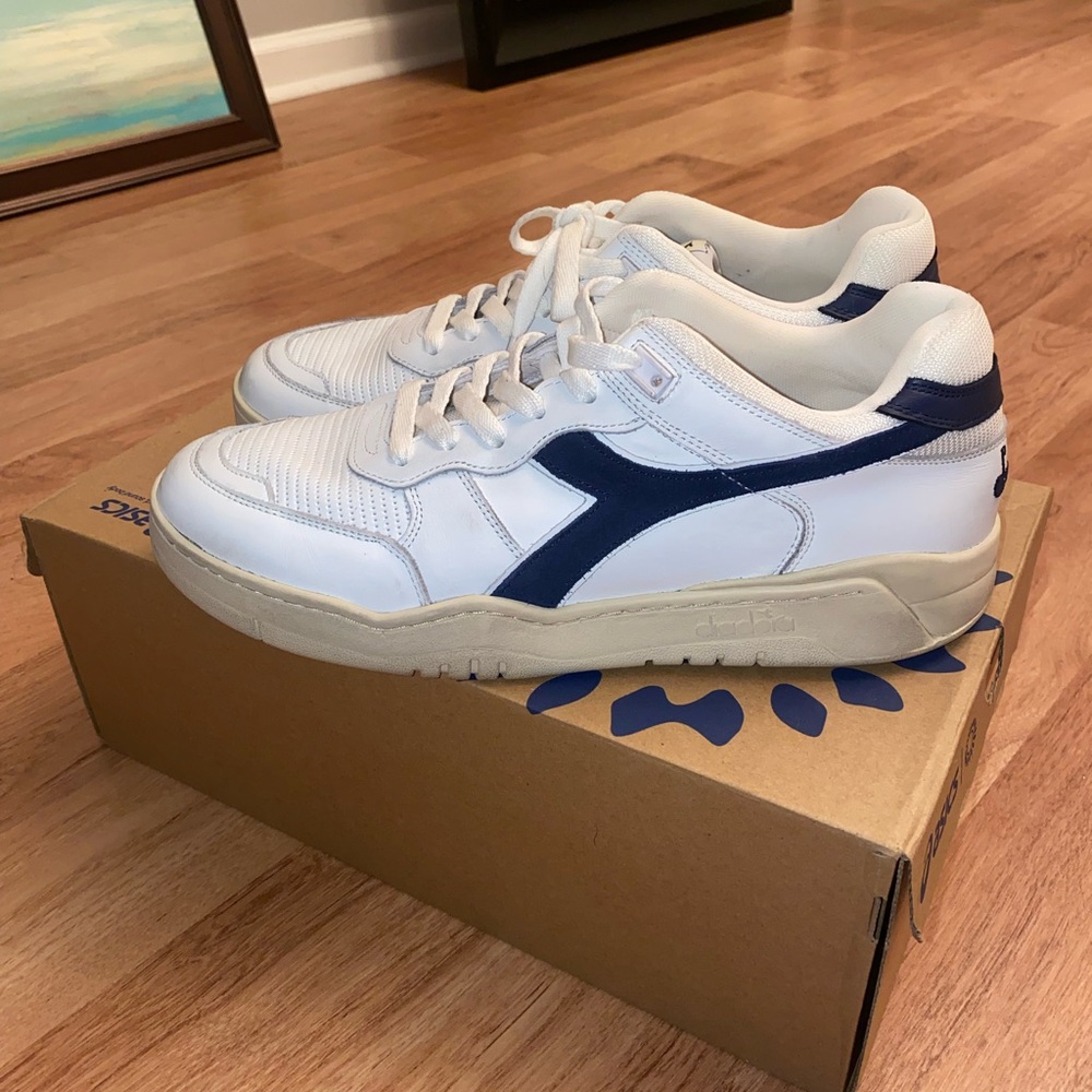 Diadora B.560
